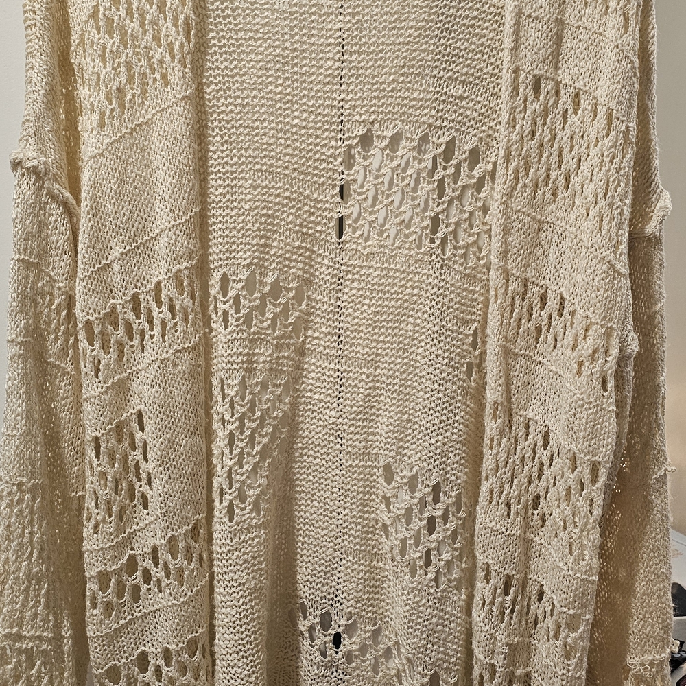 Elegant Cream Knit Sweater